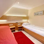 Ruusenhues, App 8 Westerland